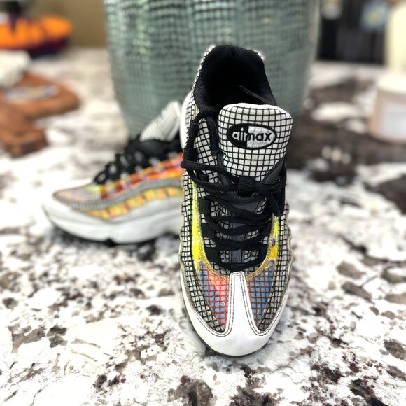 Nike AirMax 95's "Holographic", Size 5.5Y - Picture 1 of 7